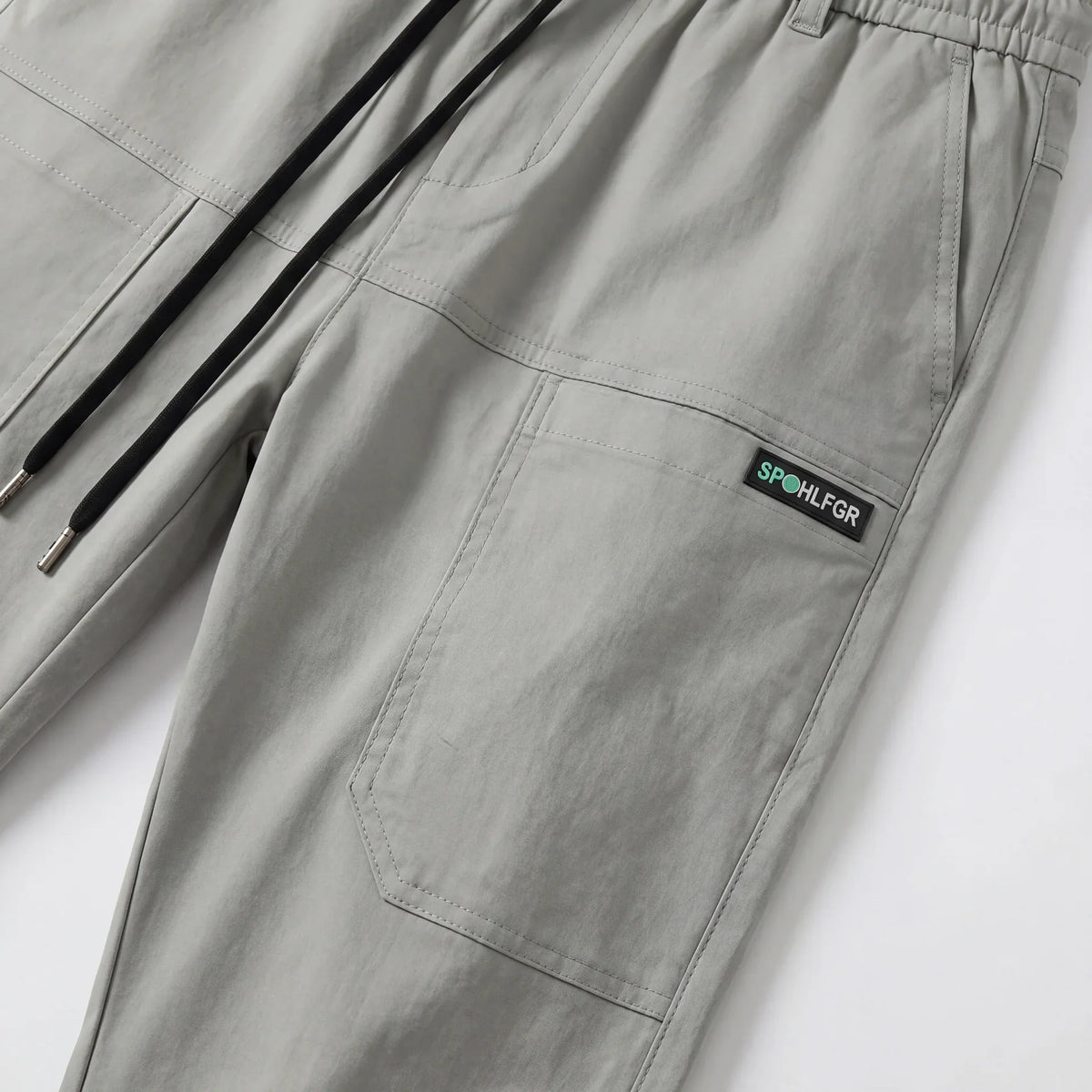 Pantalon cargo confortable avec grande capacité de rangement